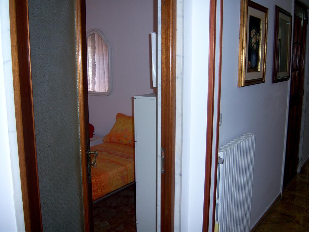 Bed And Breakfast Geckos Brindisi Bagian luar foto