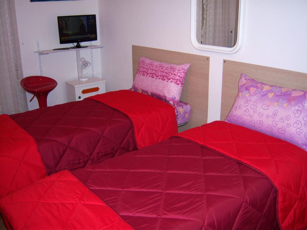 Bed And Breakfast Geckos Brindisi Bagian luar foto